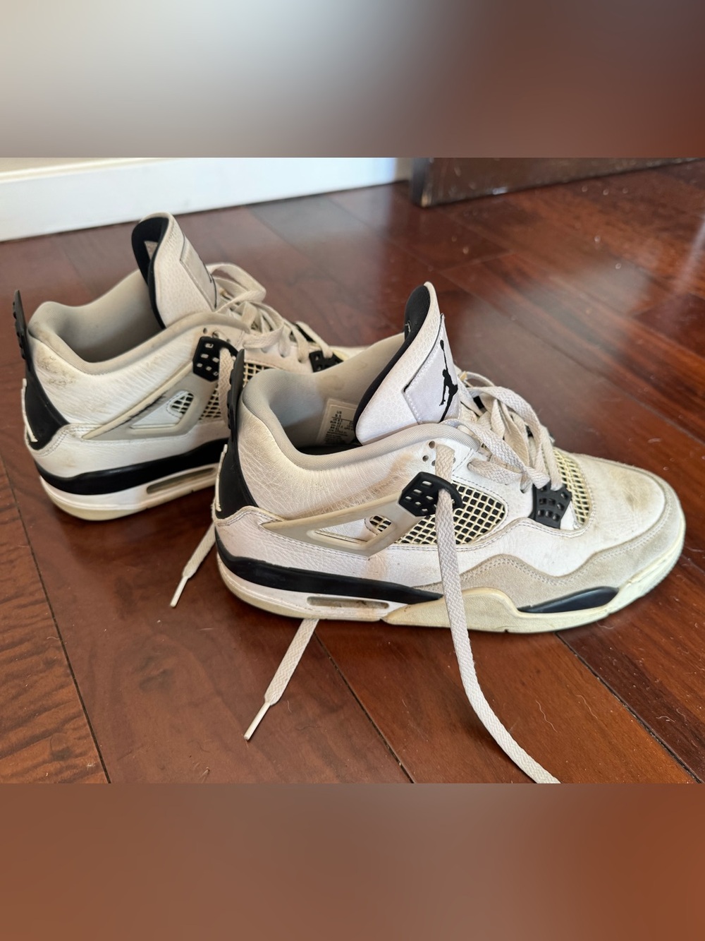Nike Air Jordan 4 Retro